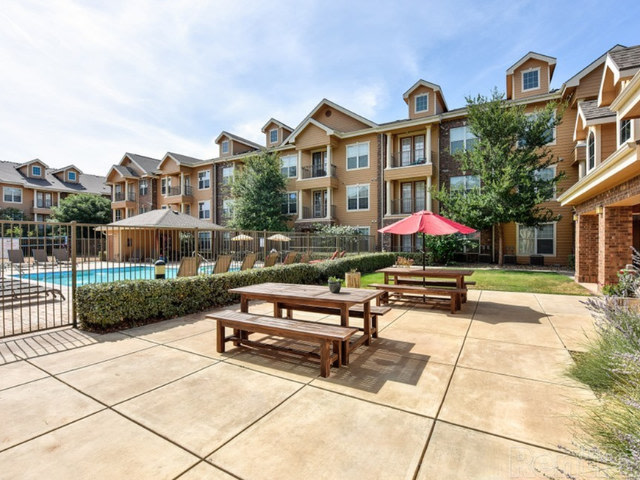 Student Housing - The Edge Image 21