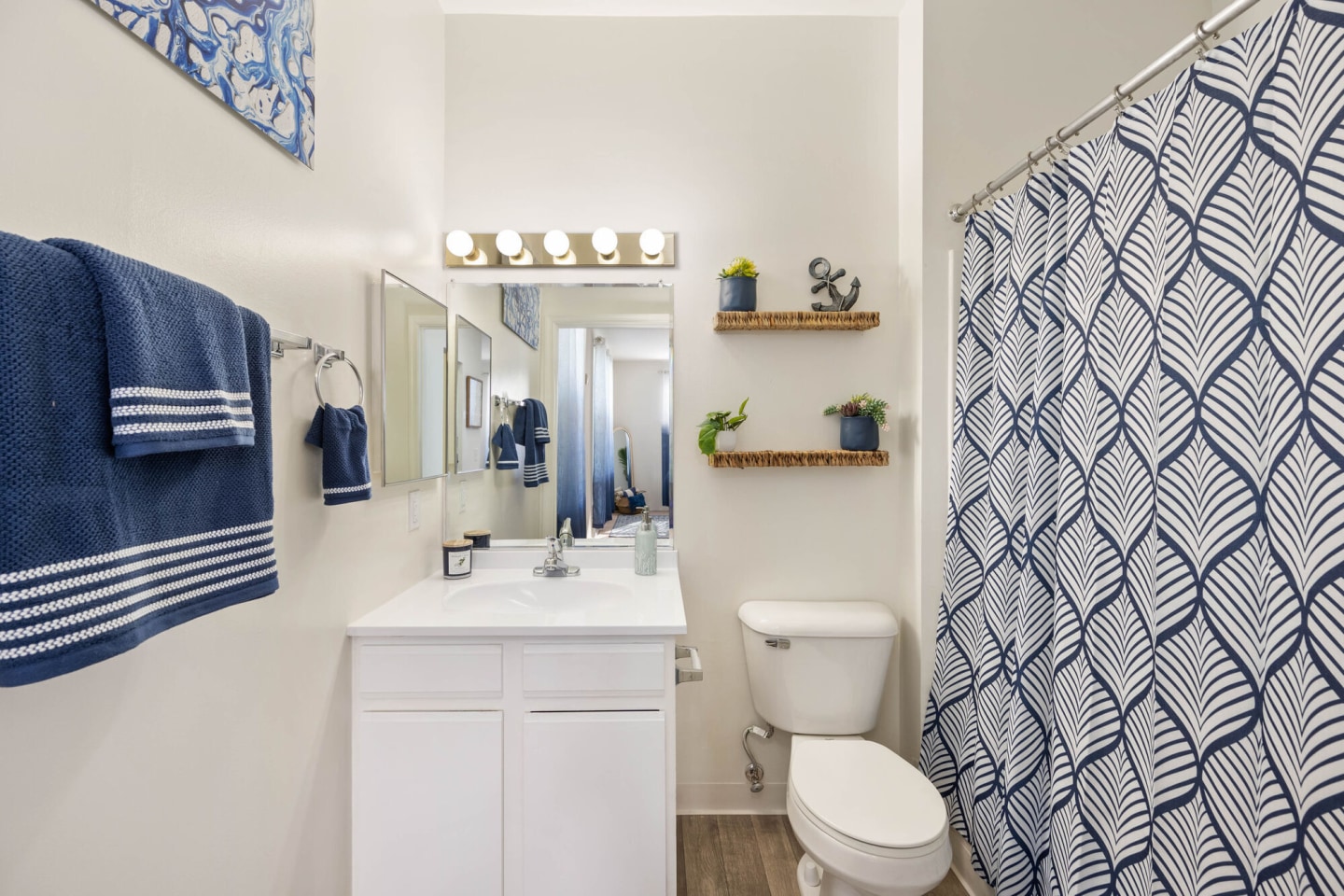 Marley Manor Luxury Apartment Homes Image 23