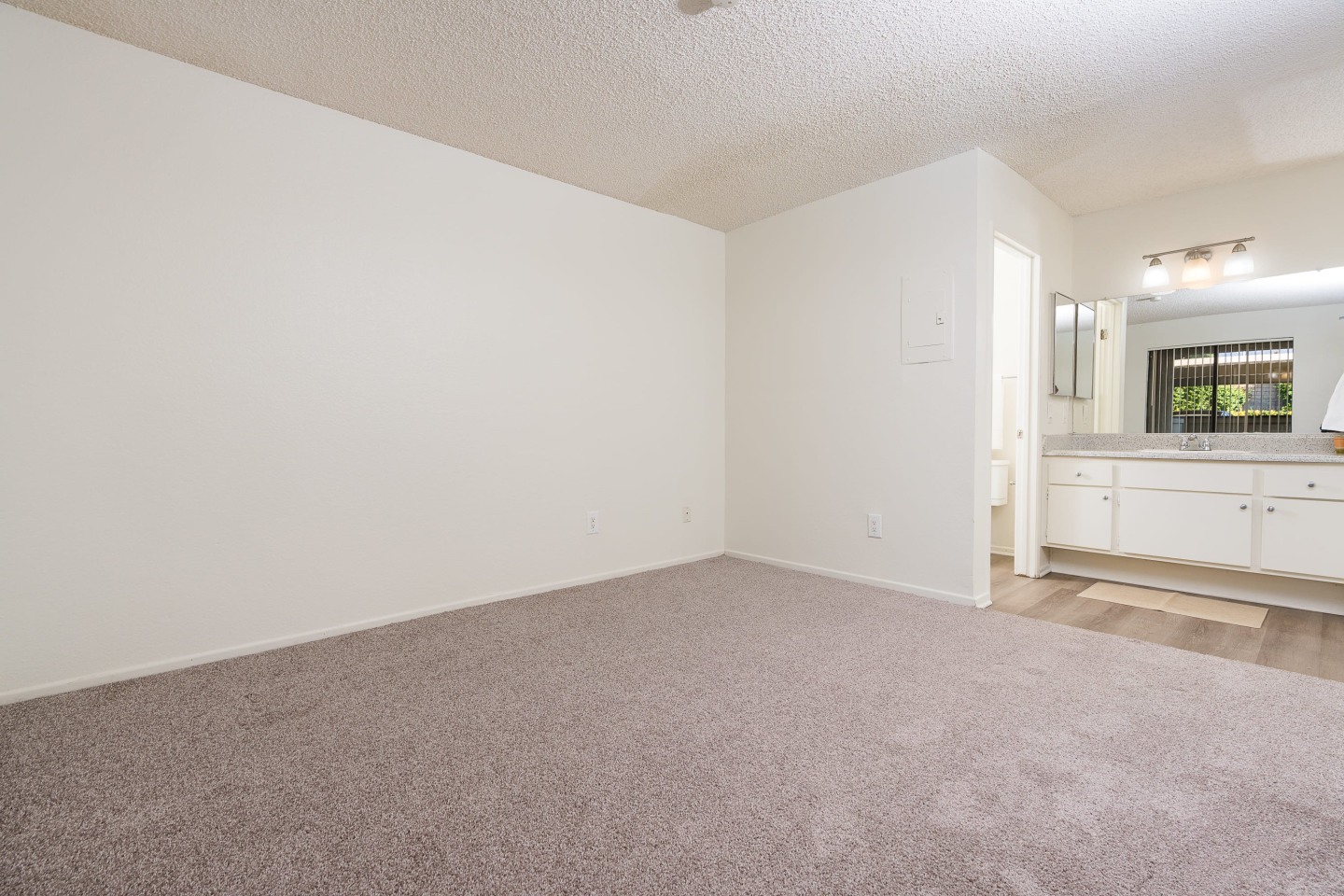 Woodbend Image 27