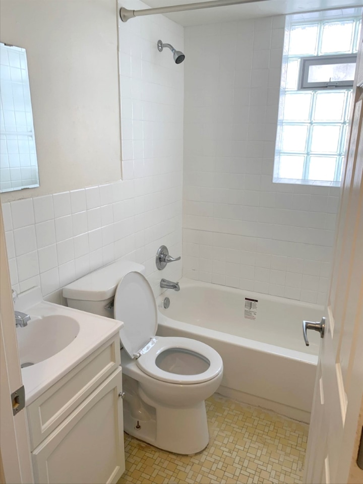 Adrian Street Flats Image 17