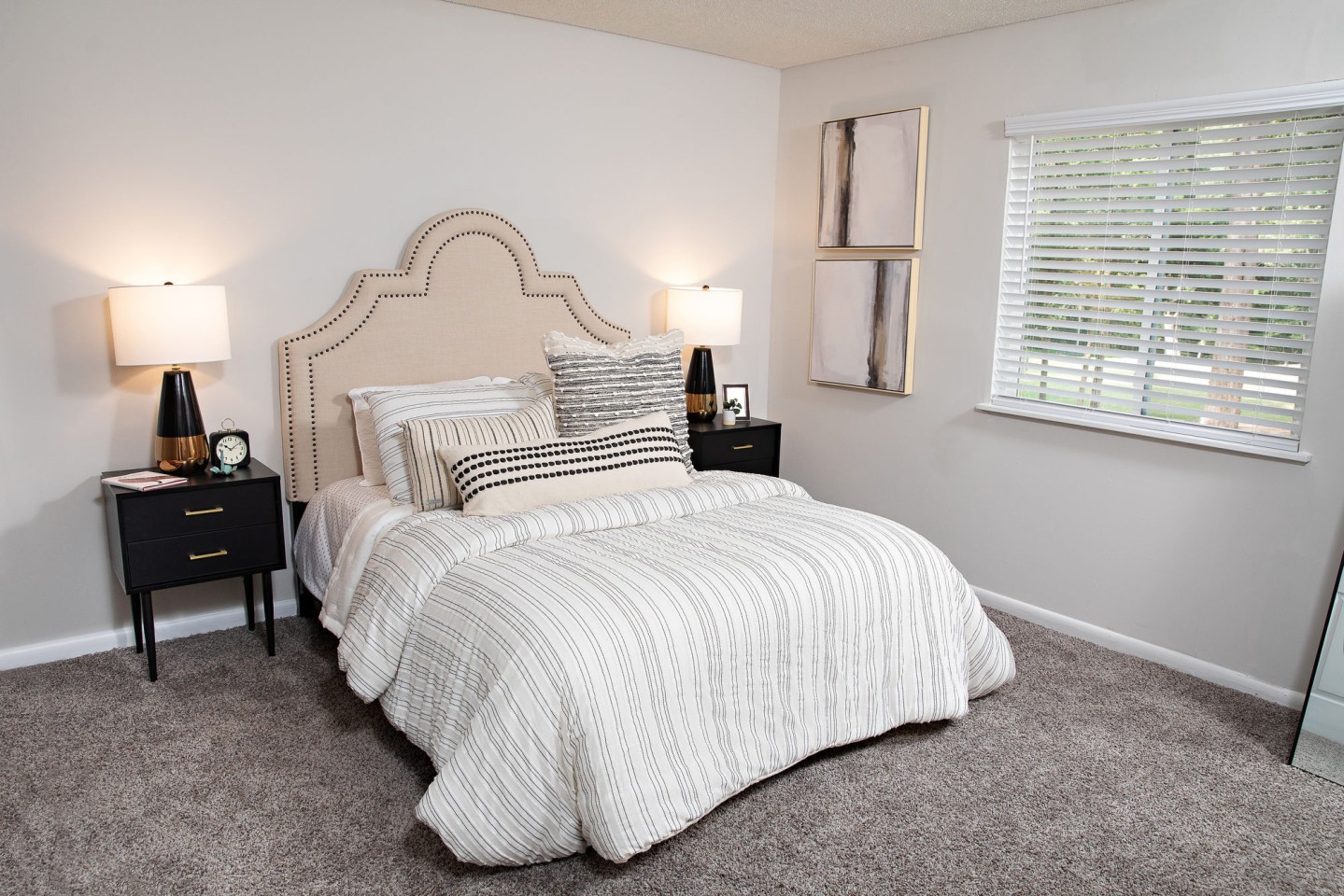 Dwell at Carmel Image 14
