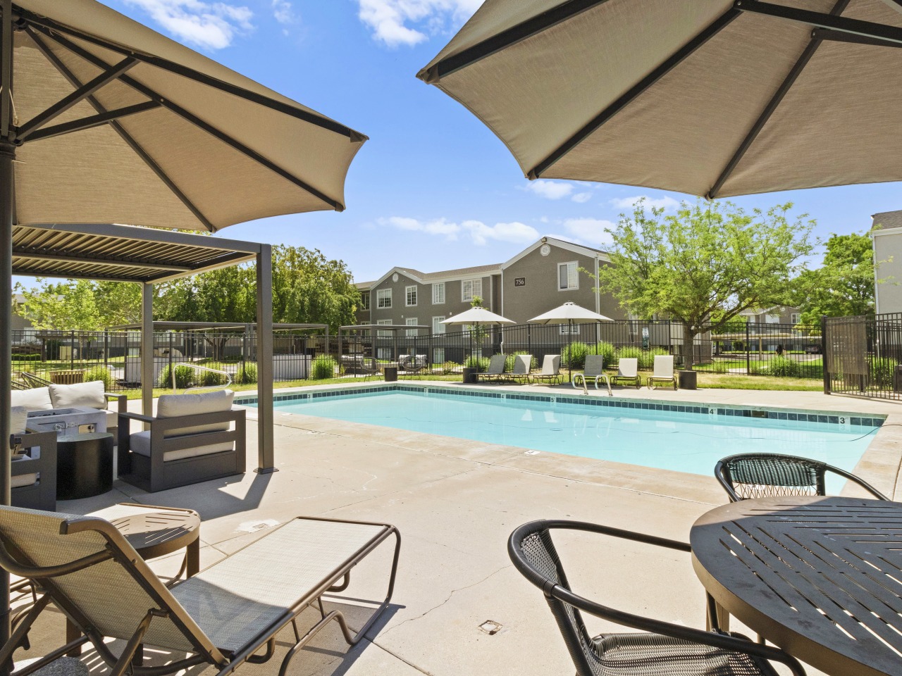 Proximity Apartment Homes Image 18