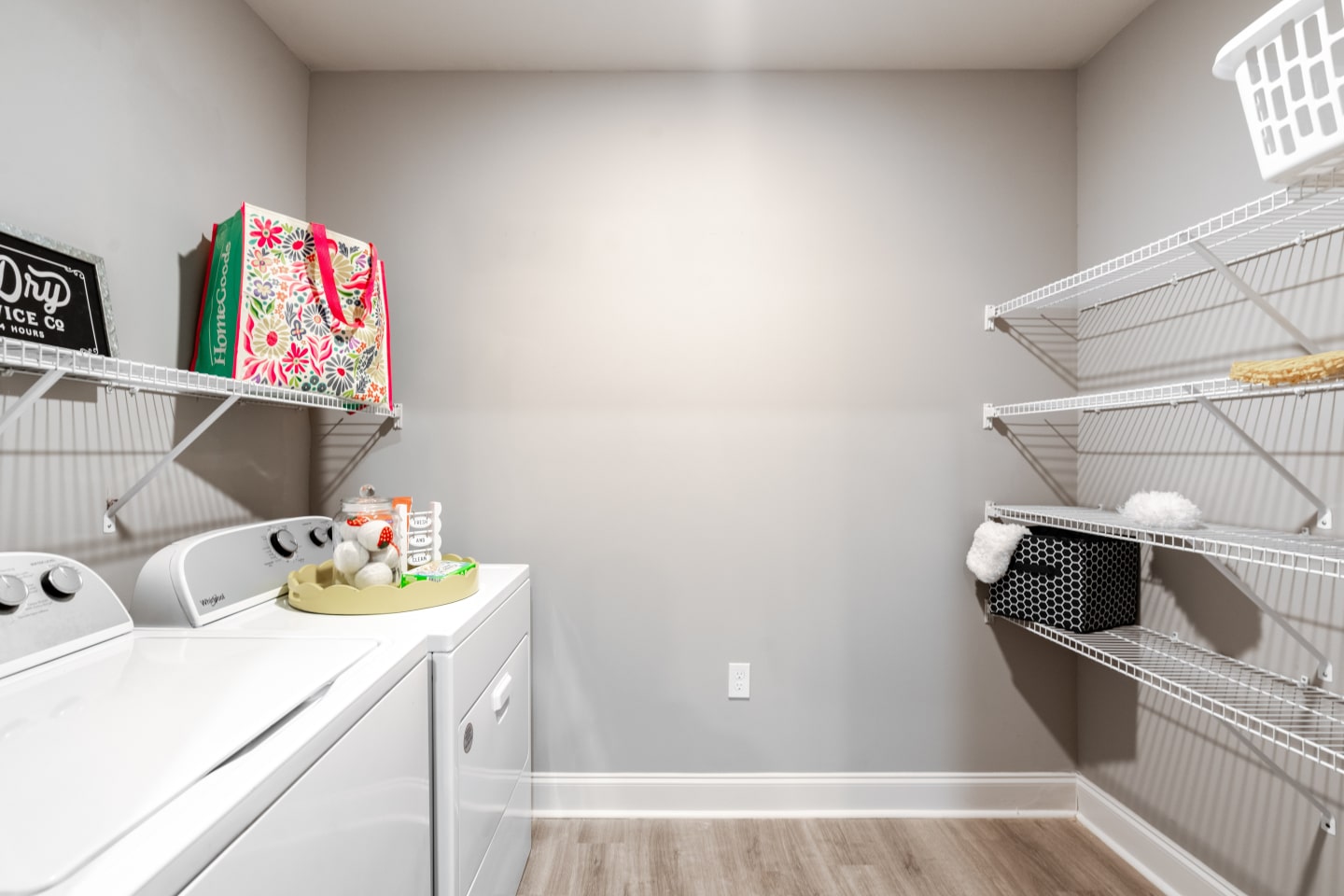 Cocoa Grand Apartments Image 24