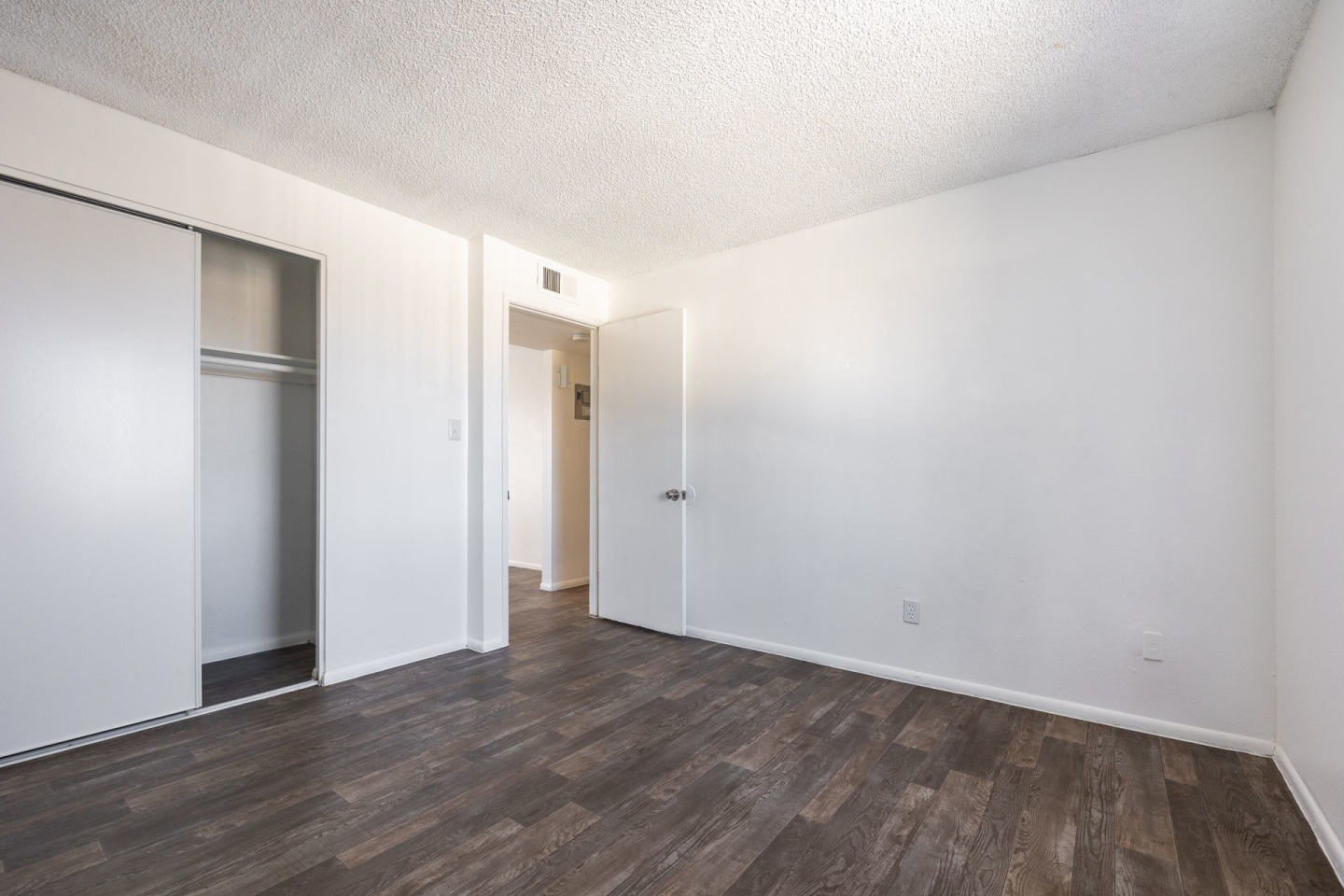 Park West Apartments Image 53