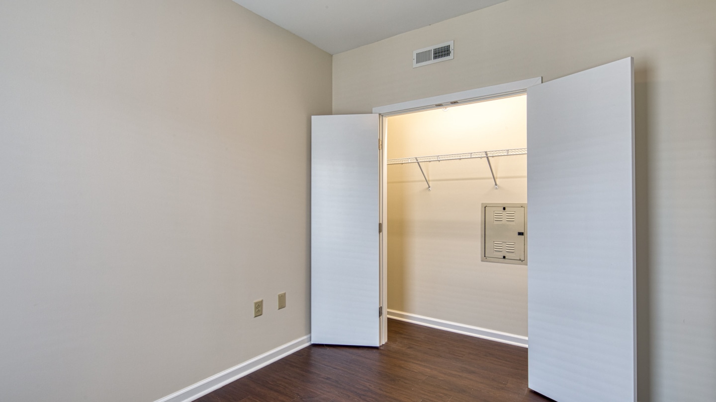 Gramercy Row Image 20