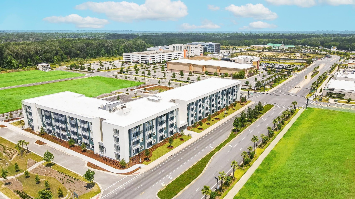 City Place at Celebration Pointe Image 20