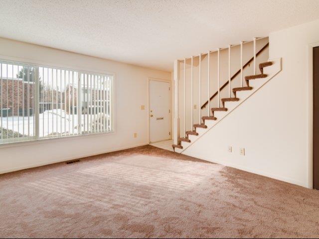 Carriage House Apartments Image 15