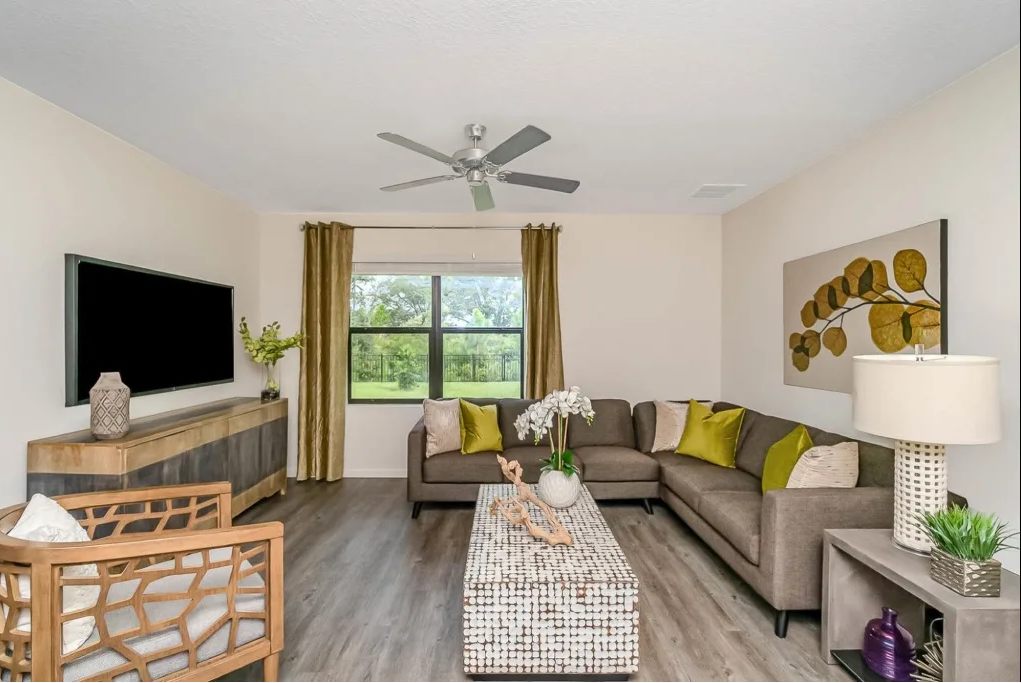Cypress Bay Image 19
