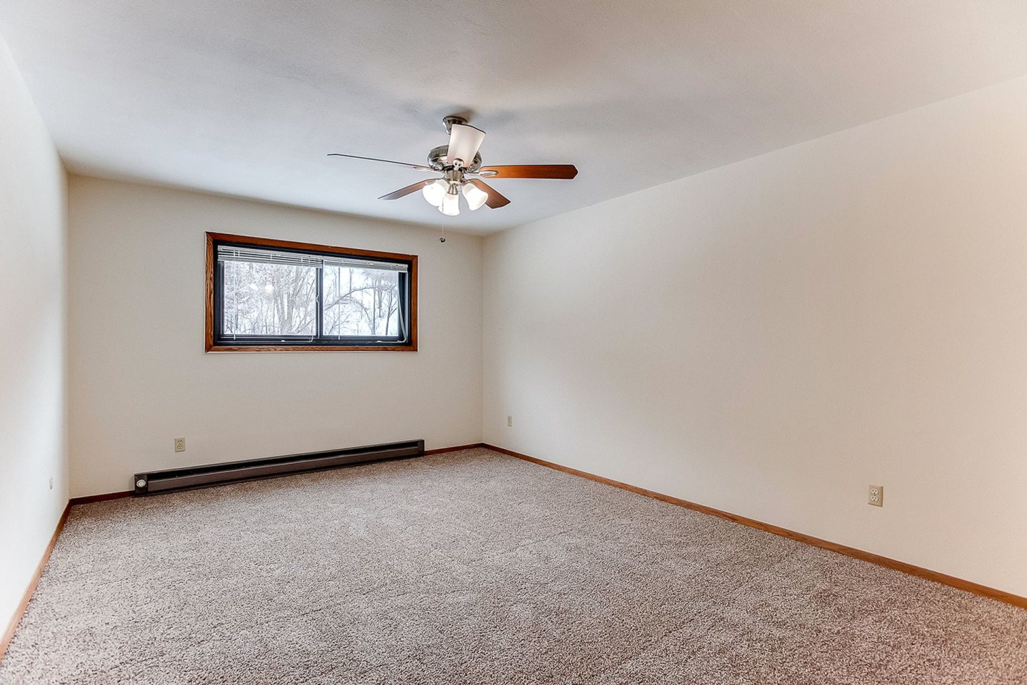 Mark Court Apartments Image 6