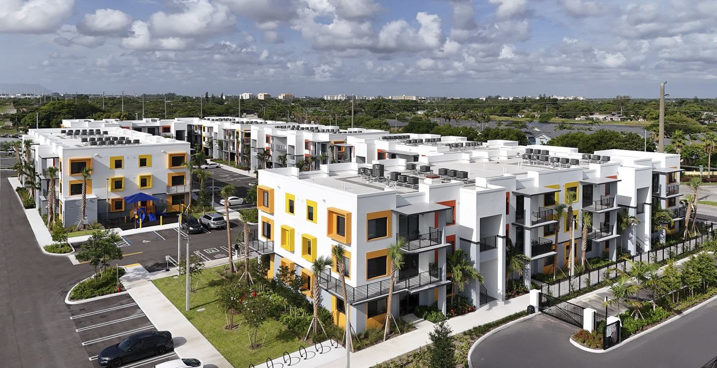 Gateway Luxury Apartments Image 34