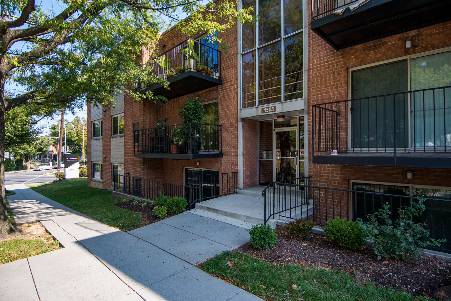 Clermont Apartments Image 16