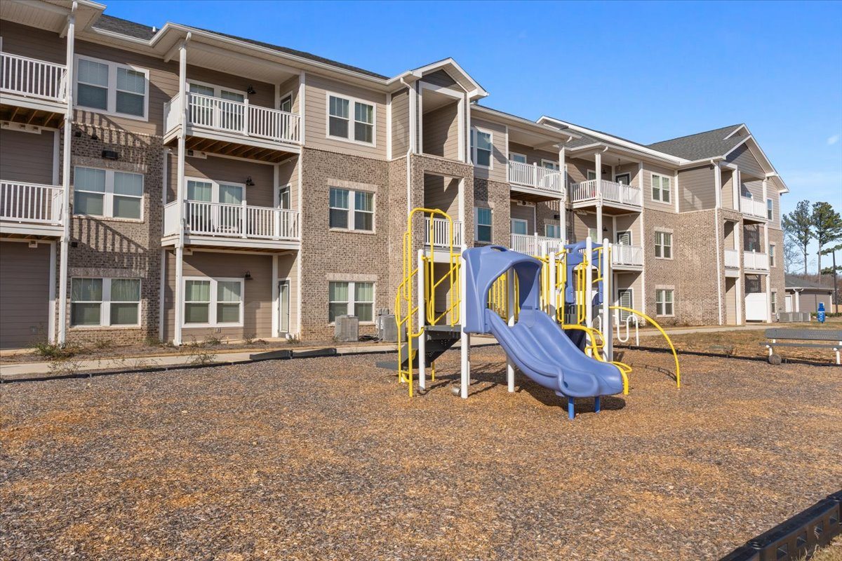Aurora Apartments Image 25
