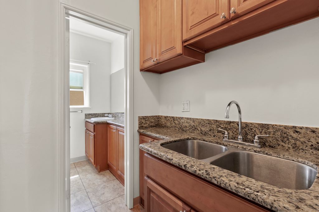 Baldwin Manor and Windsor Manor Image 36