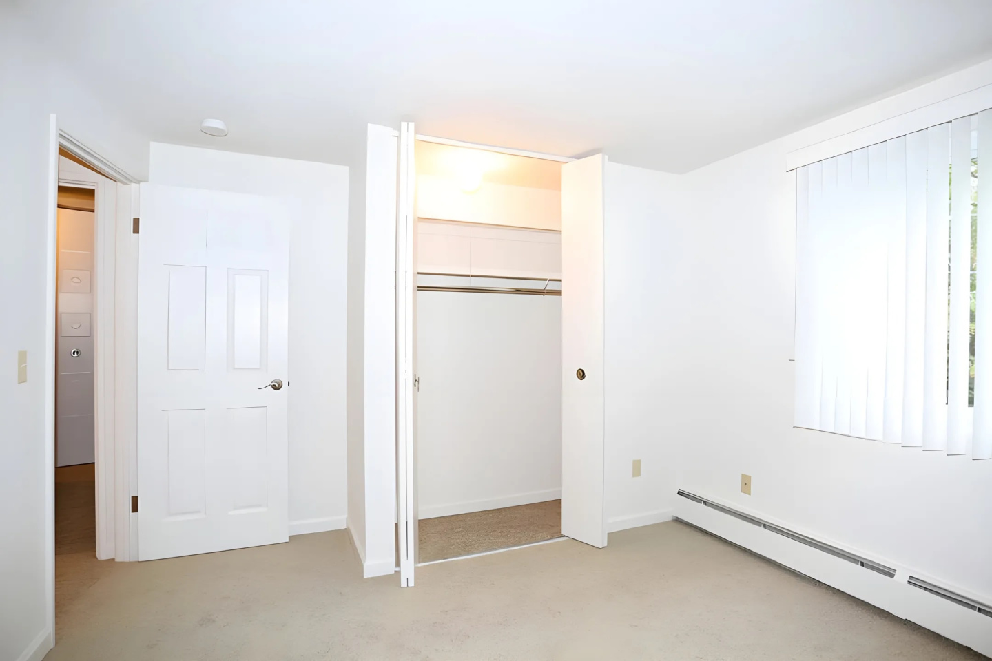 Clover Park Apartments Image 13