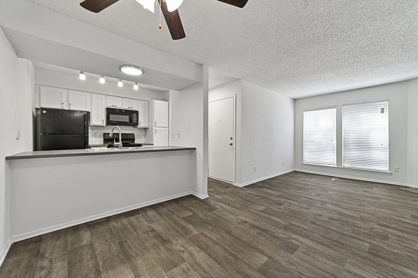 Vesper Living Image 27