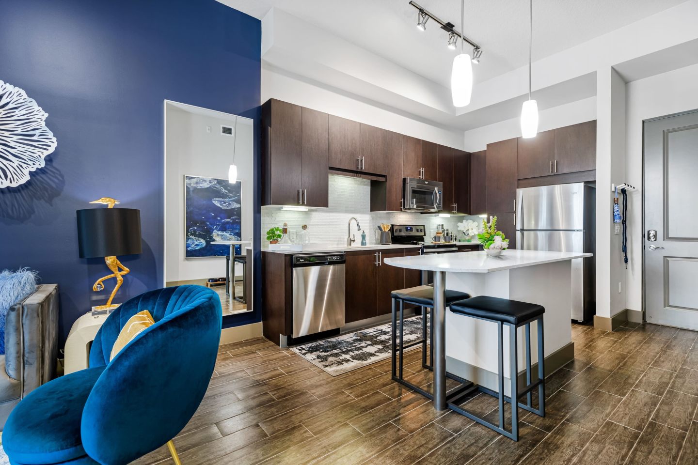 Pearl Dadeland Image 9