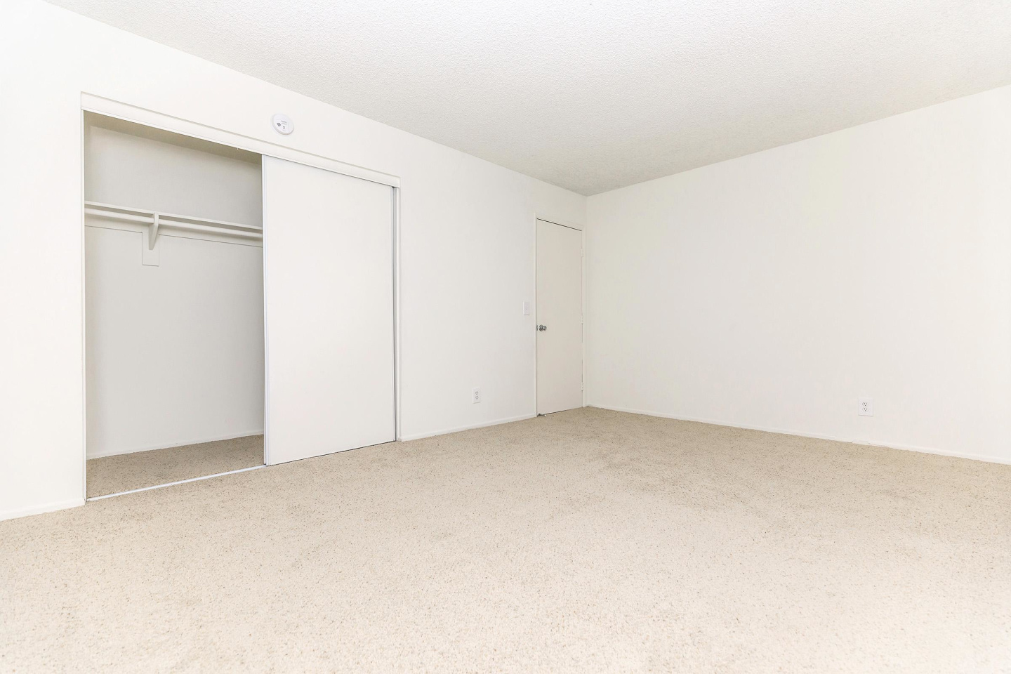 San Carlos & San Juan Apartment Homes Image 19
