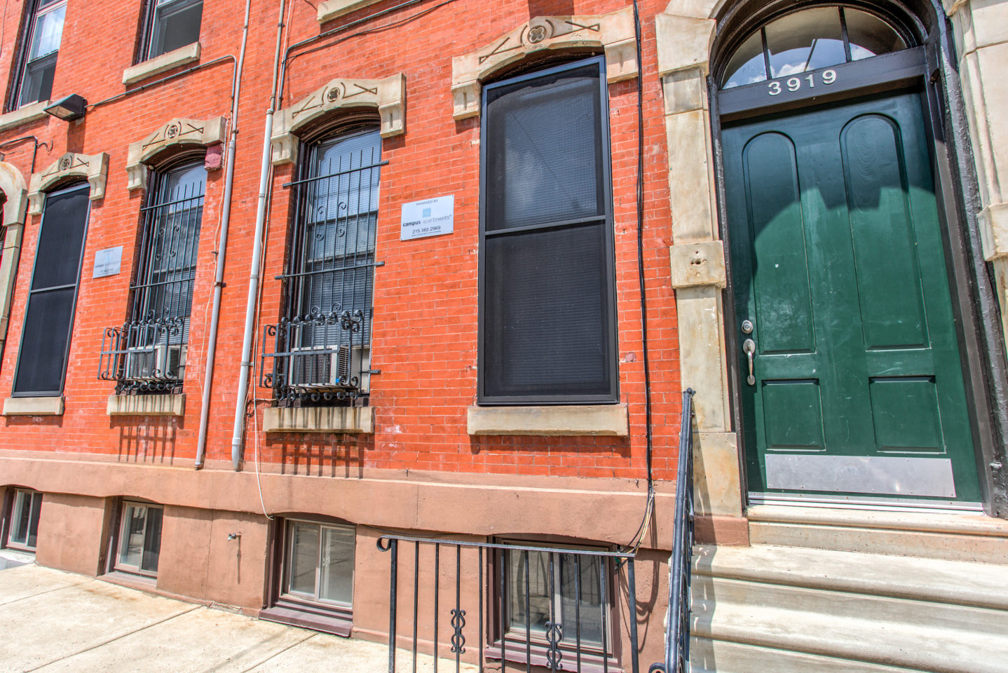 3919 Pine St Image 2