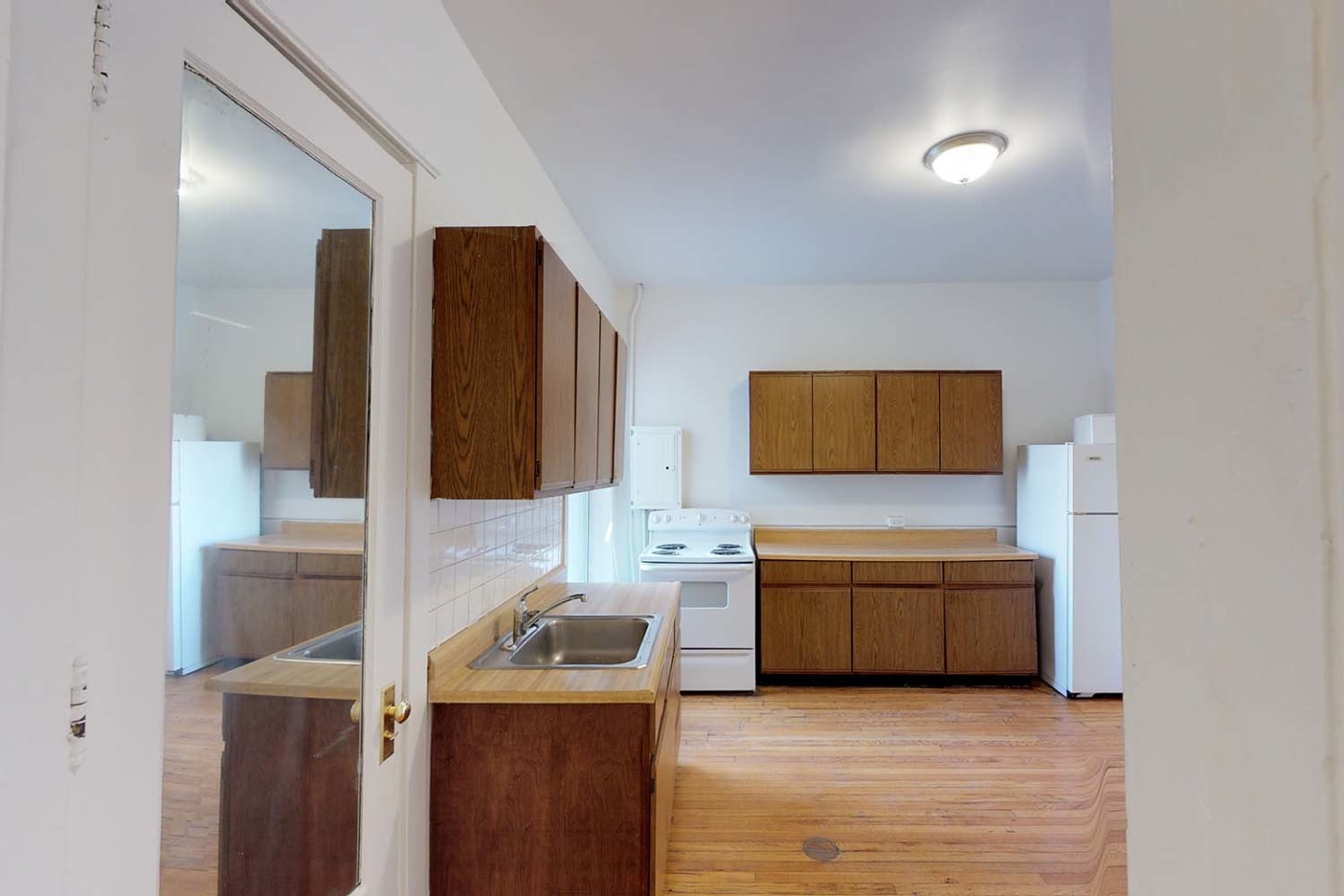 5300-5308 S. Hyde Park Boulevard Image 18