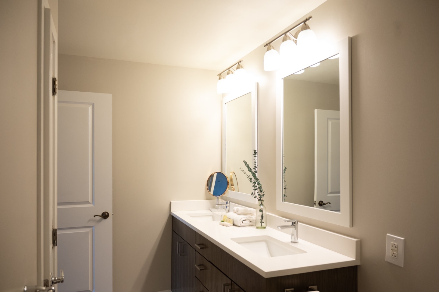 Edgewater Image 51