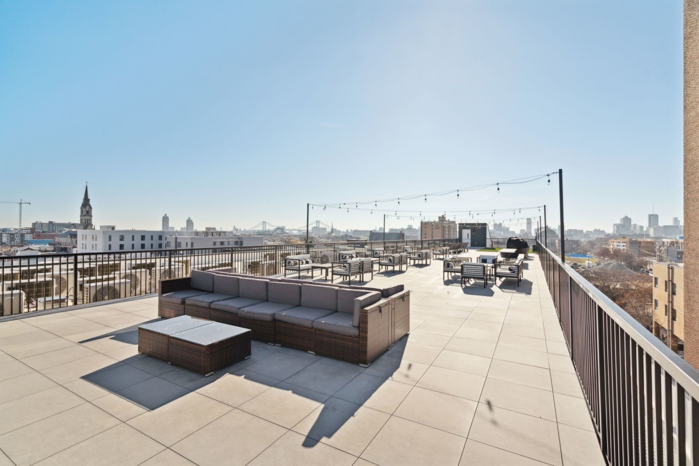 720 Thompson Street Image 29