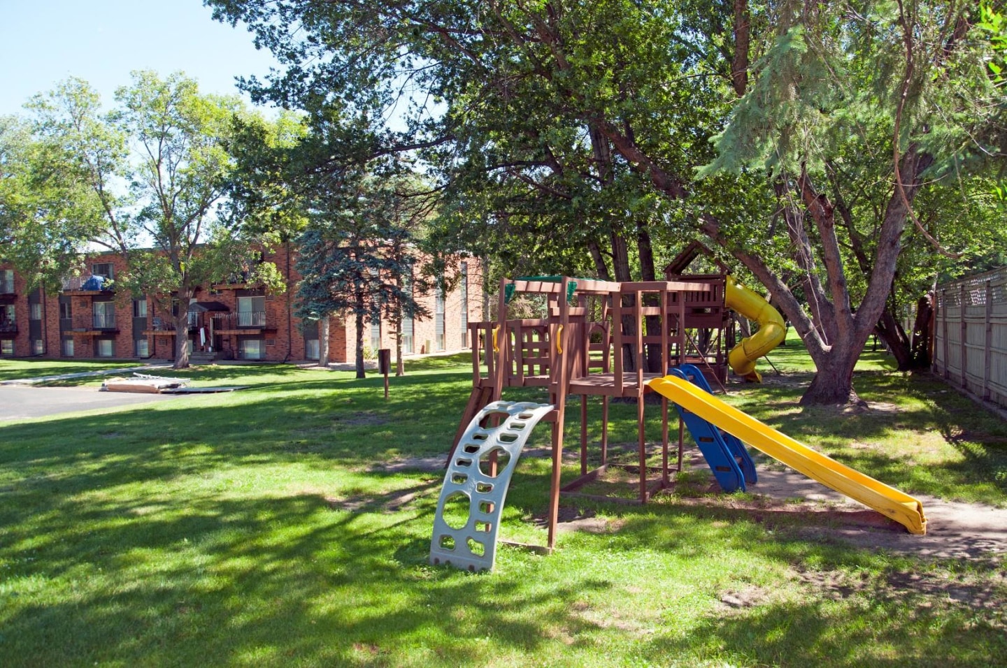 Crest Oak Image 4
