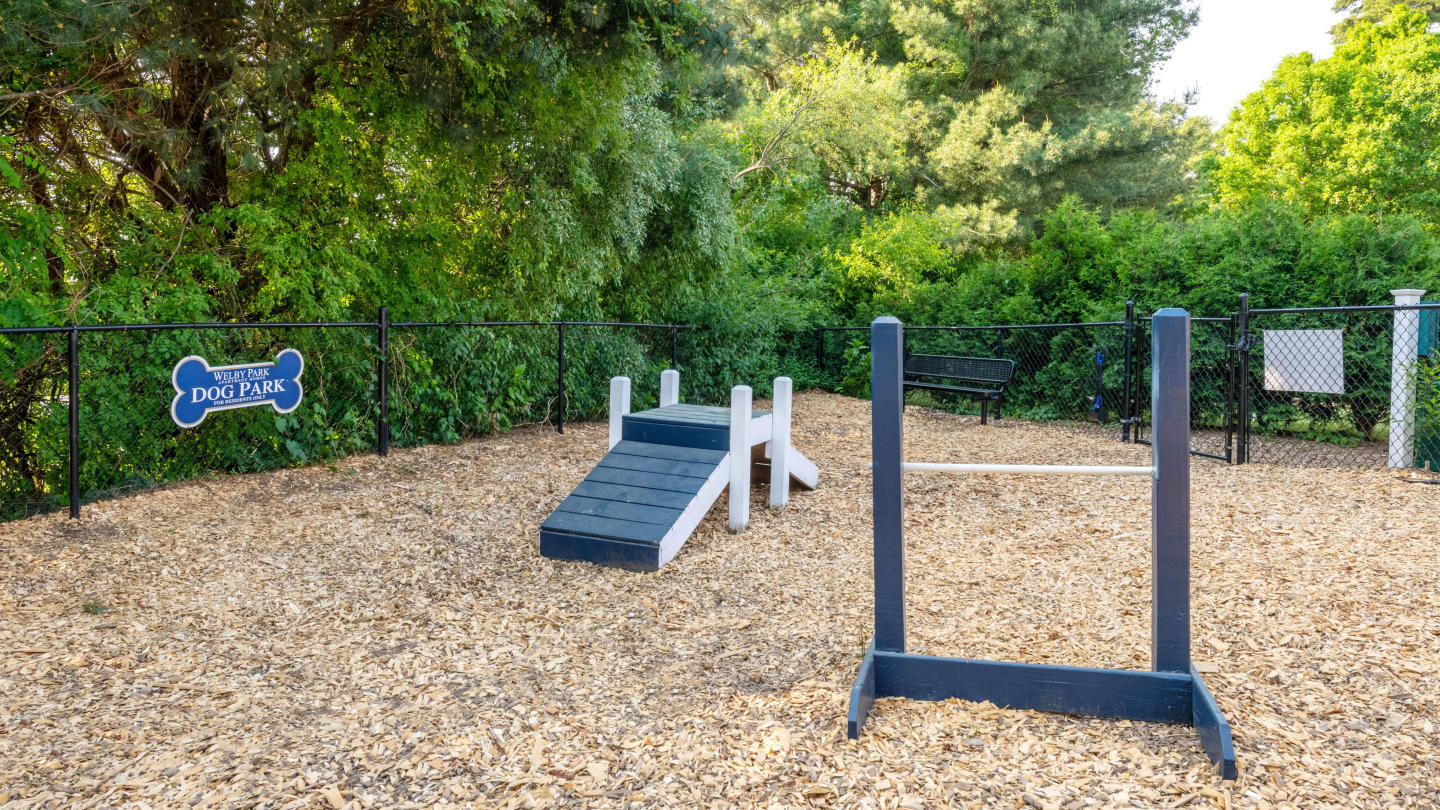 Welby Park Estates Image 15