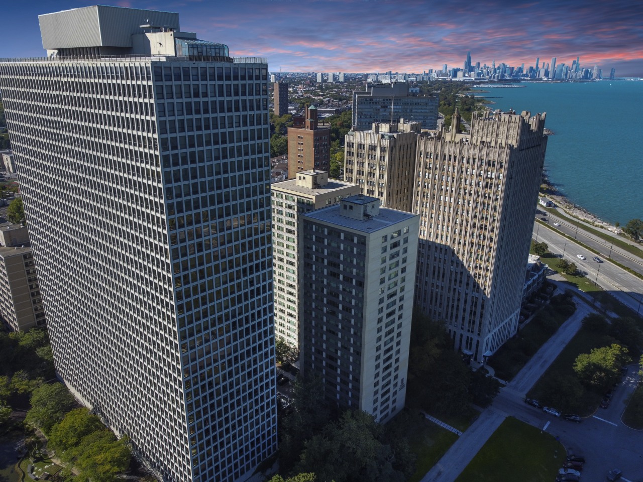 Twin Tower Image 16