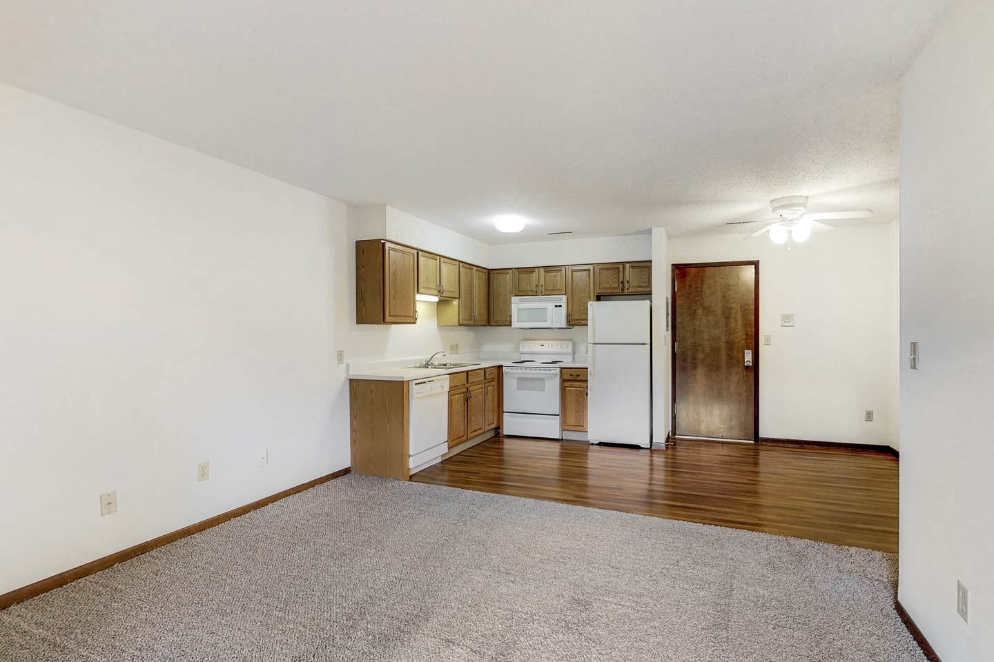 Robin Hill Image 38