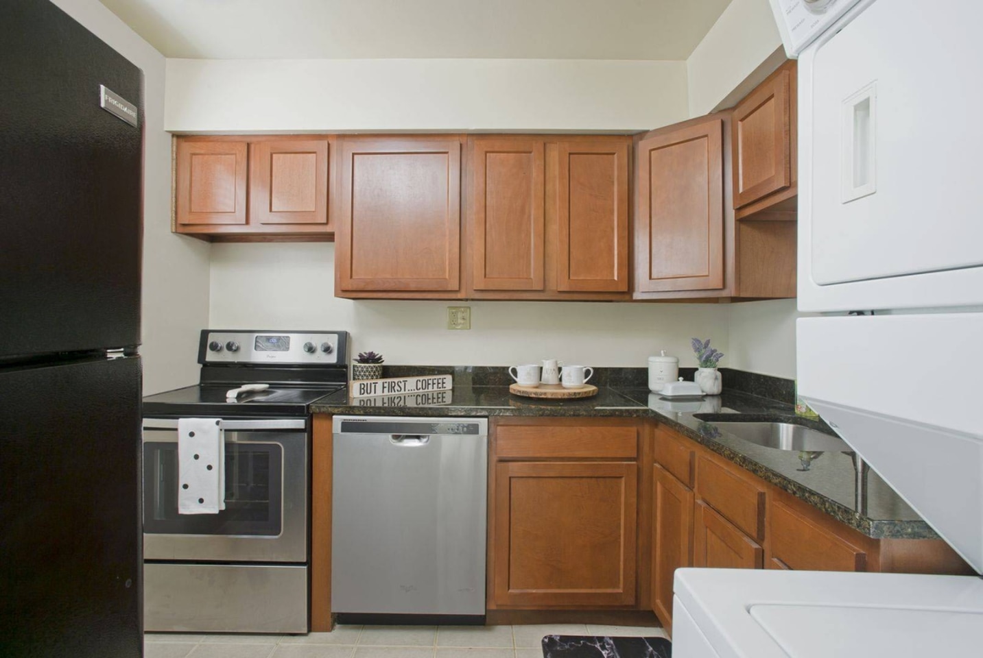 Ruxton Landing Image 5