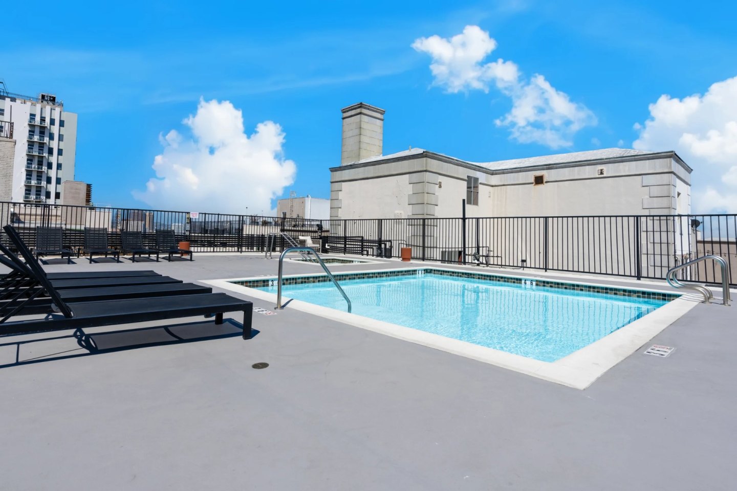 Jaide Lofts Image 13