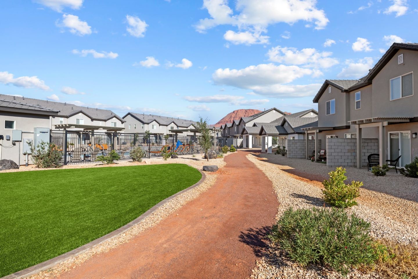 Desert Village Townhomes Image 11