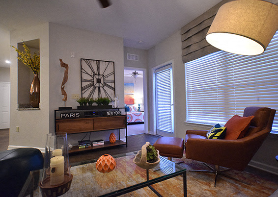 Arbours at Crown Point Image 18