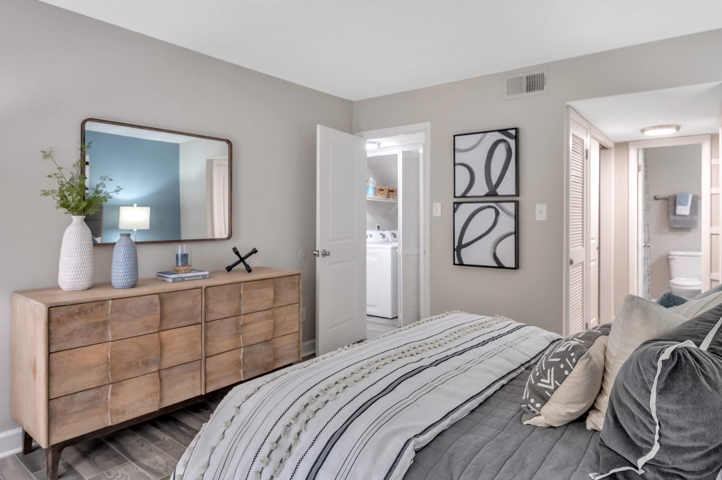 Lofts at North Hills Image 9