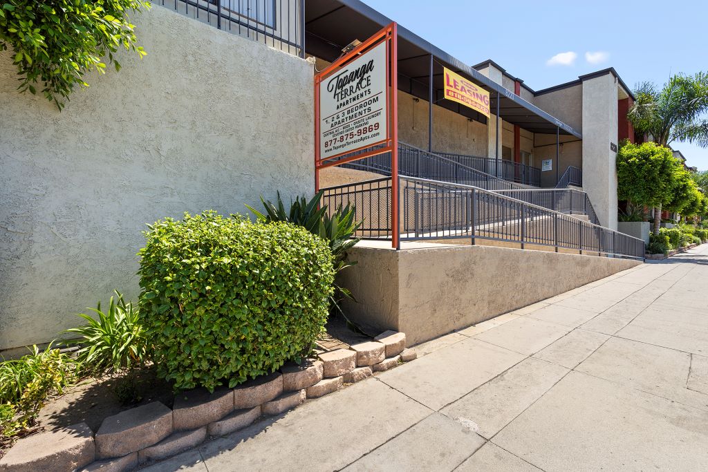 Topanga Terrace Image 25