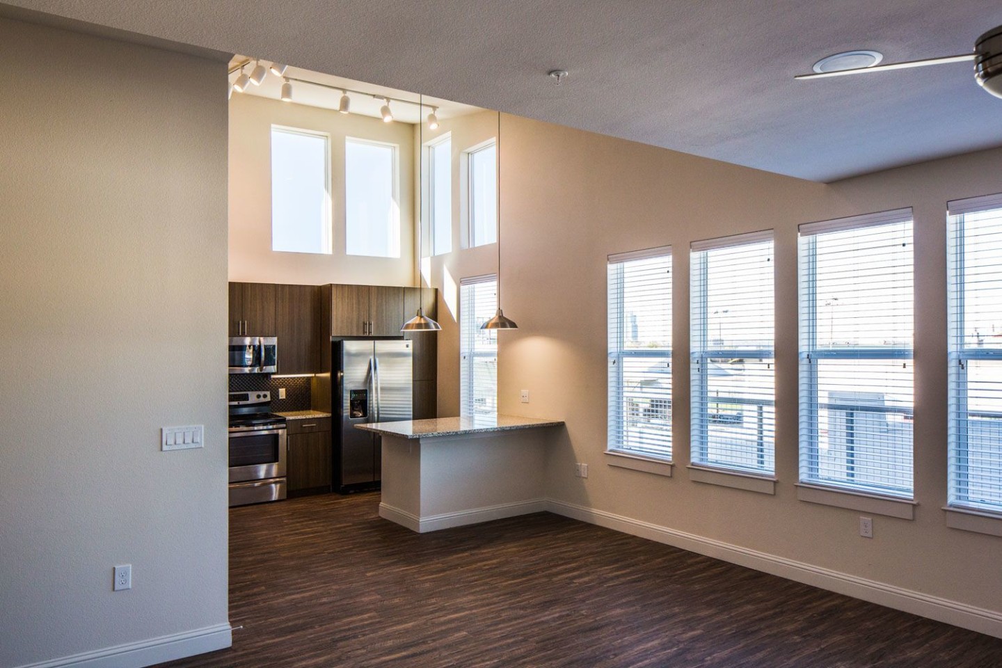Magnolia Lofts on Vickery Image 18
