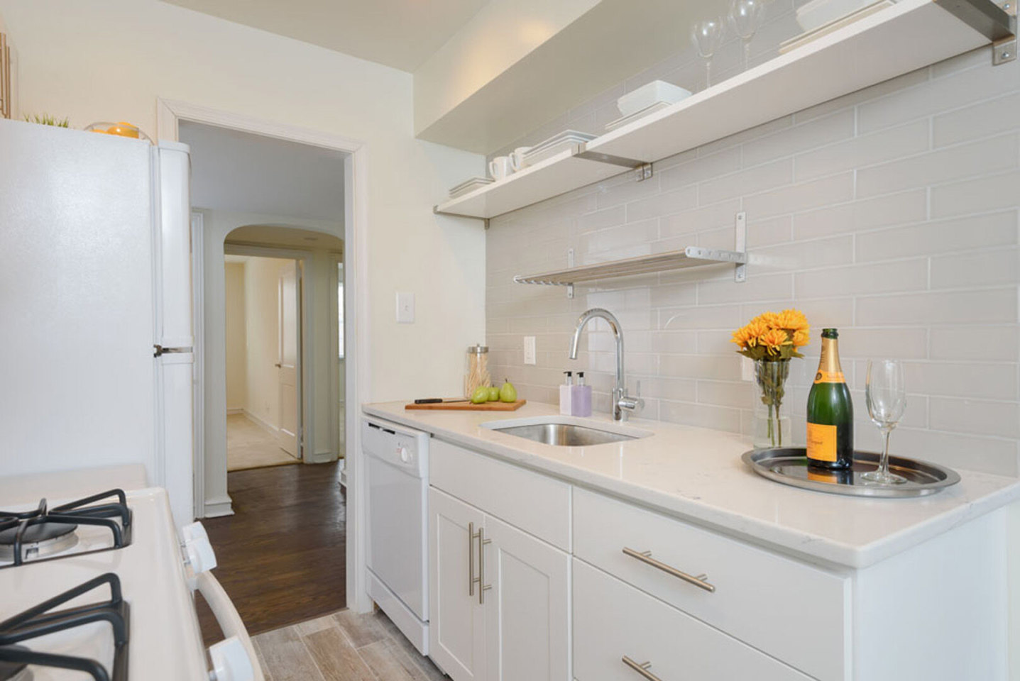 Canterbury Apartments Image 3