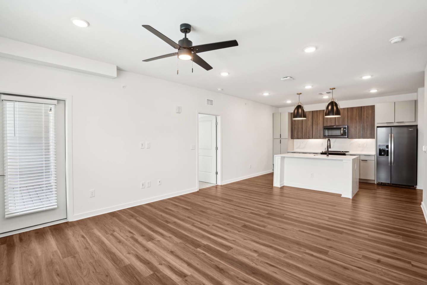 The Pullman Luxury Apartment Homes Image 6
