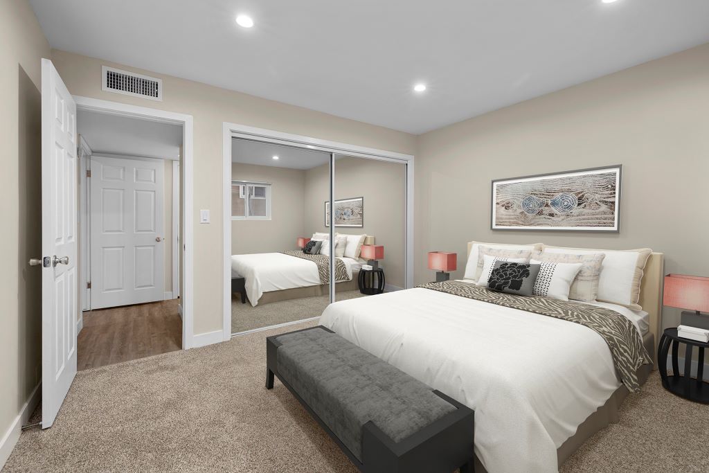 Lombardi Apartments Image 8