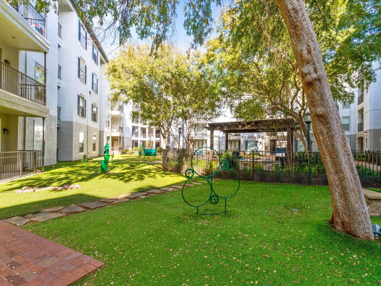 Broadstone Paragon Image 60