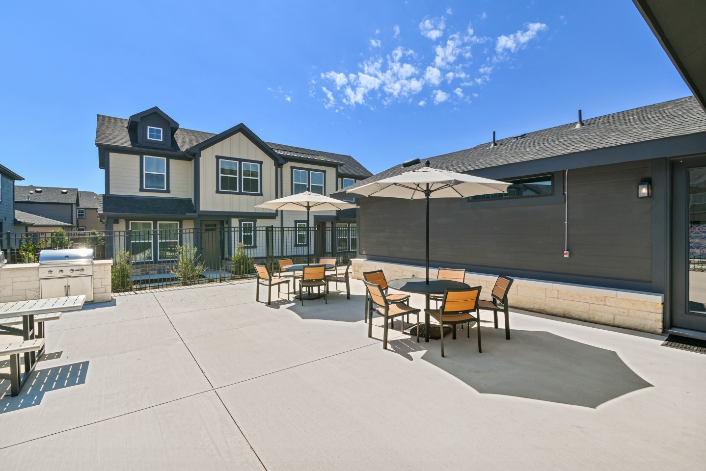 Canvas at Grand Prairie Image 30