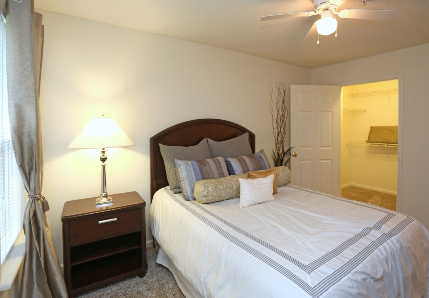 Allerton Place Apartments Image 32