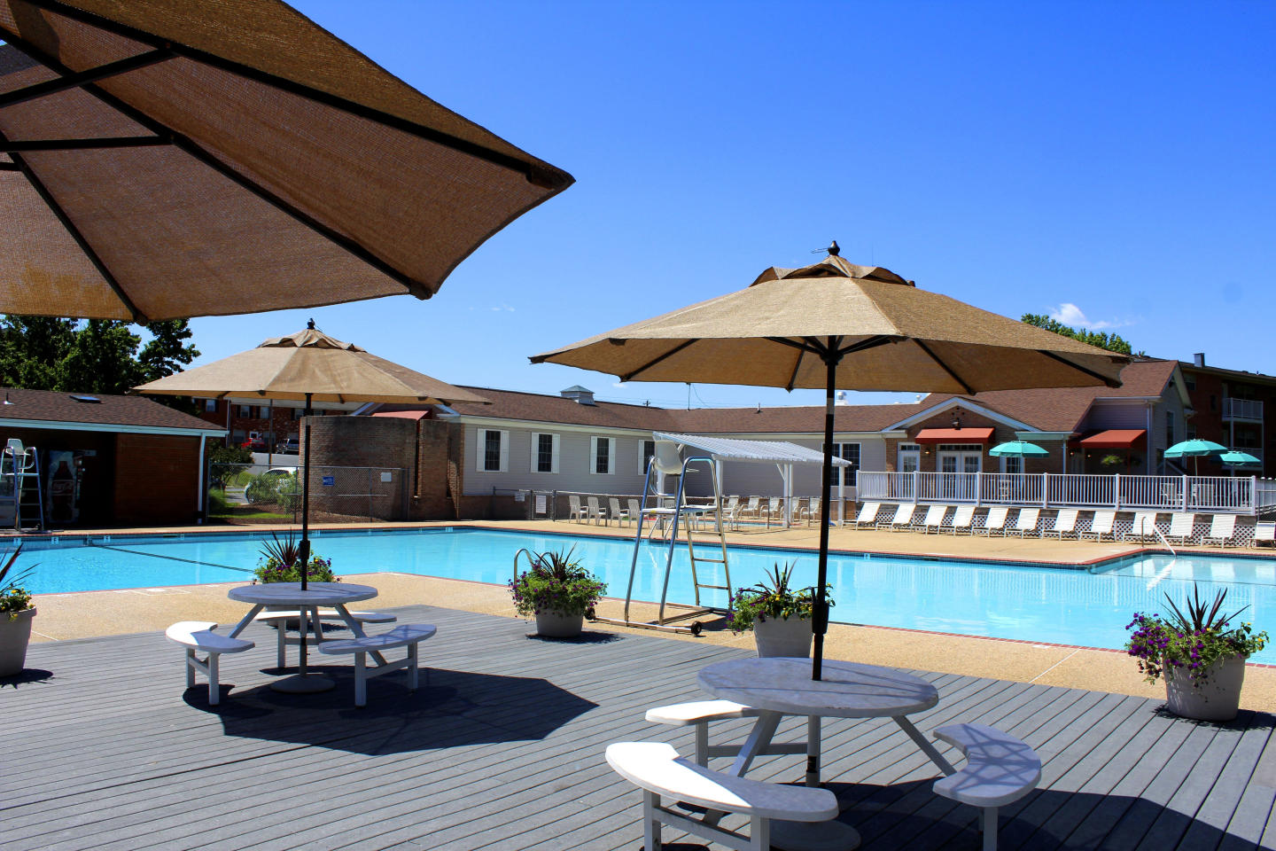 Westgate Apartments & Townhomes Image 1