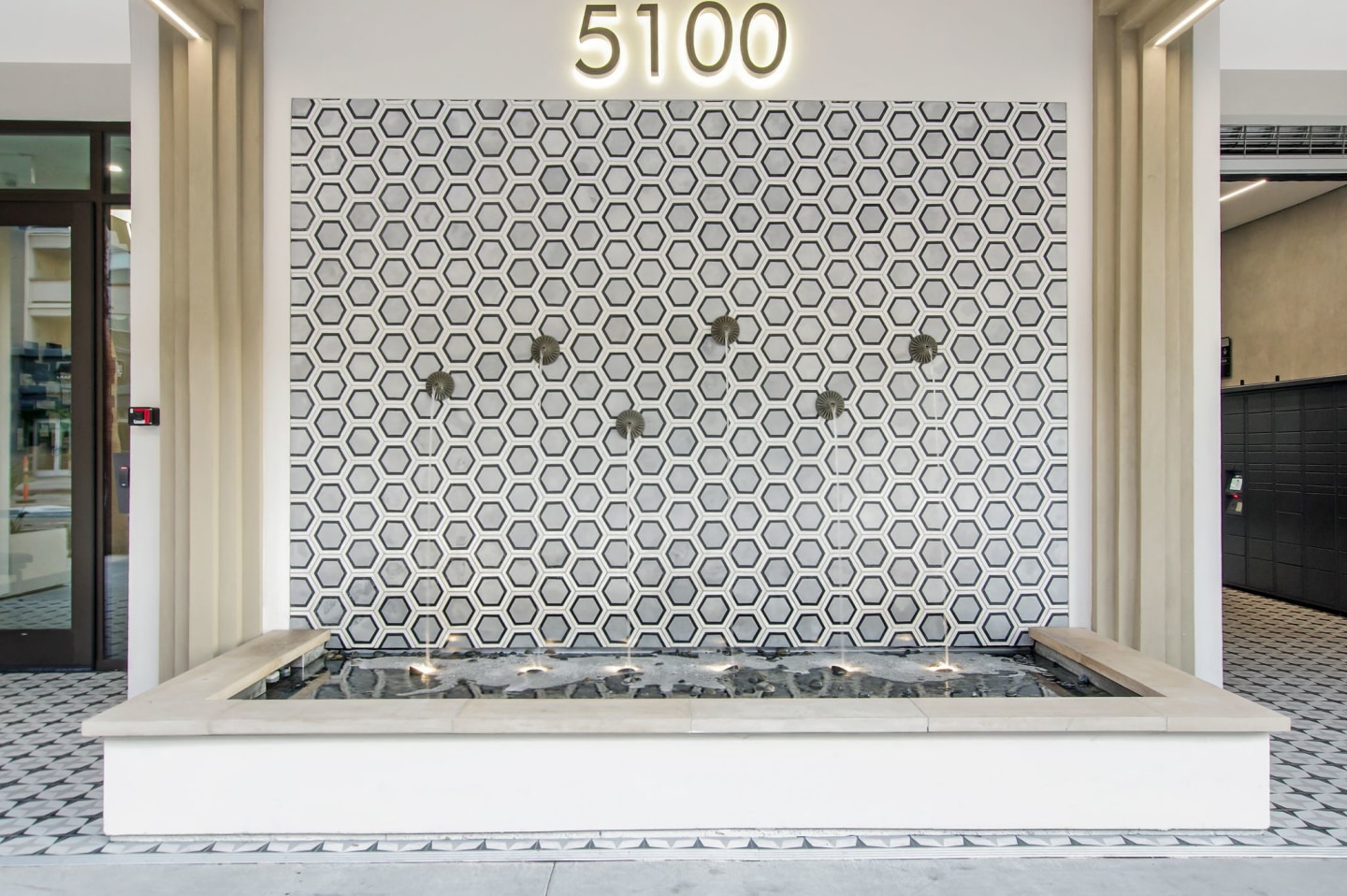 The Mansfield at Miracle Mile Image 65