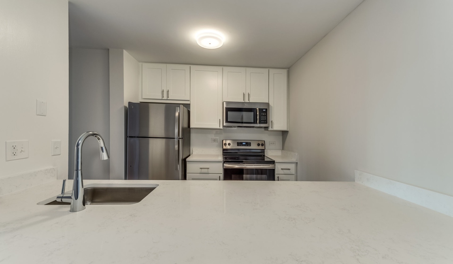 Elm Creek Apartments & Townhomes Image 7