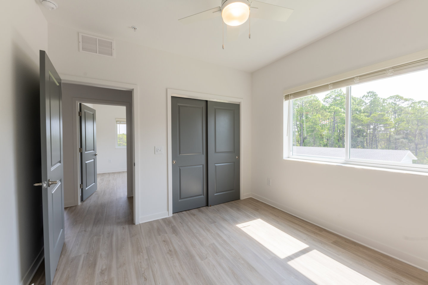 Sunnyside Image 17