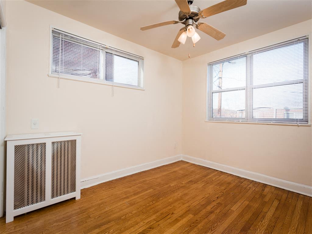 Pleasant Hills Village Image 5