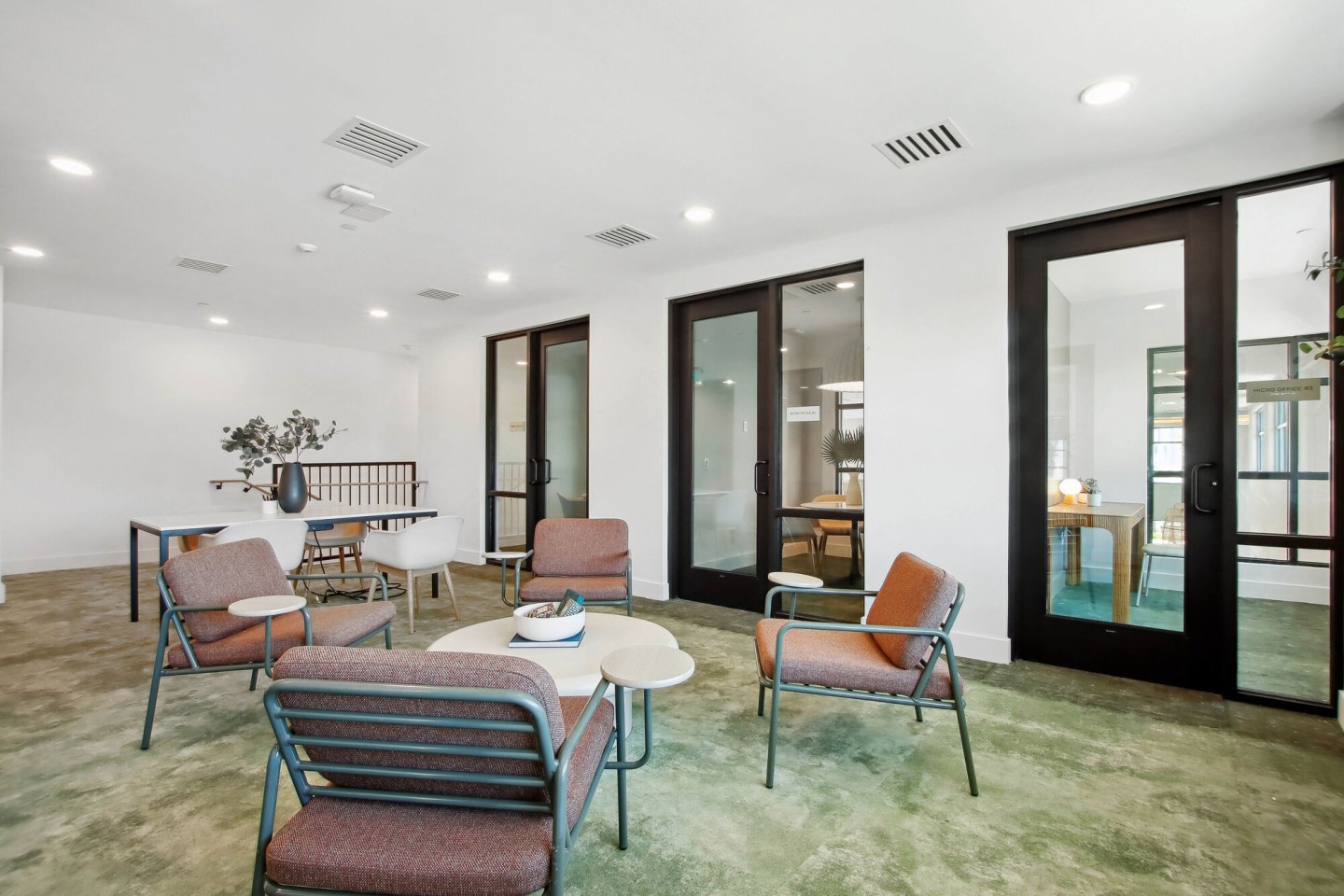 NOVEL Parkway Image 45