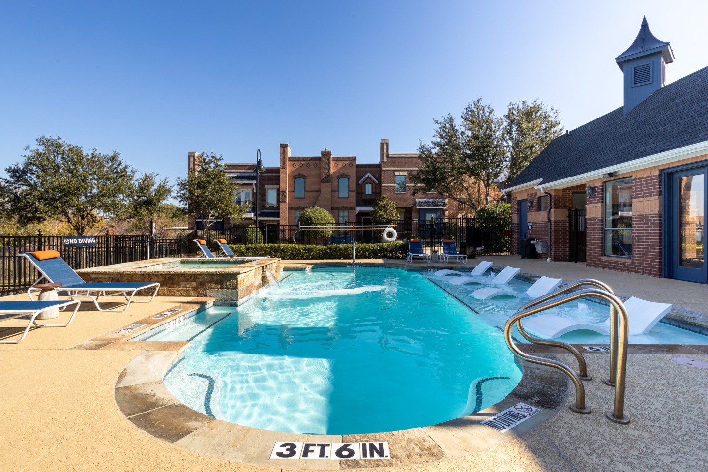 Varia at Highland Village Image 20