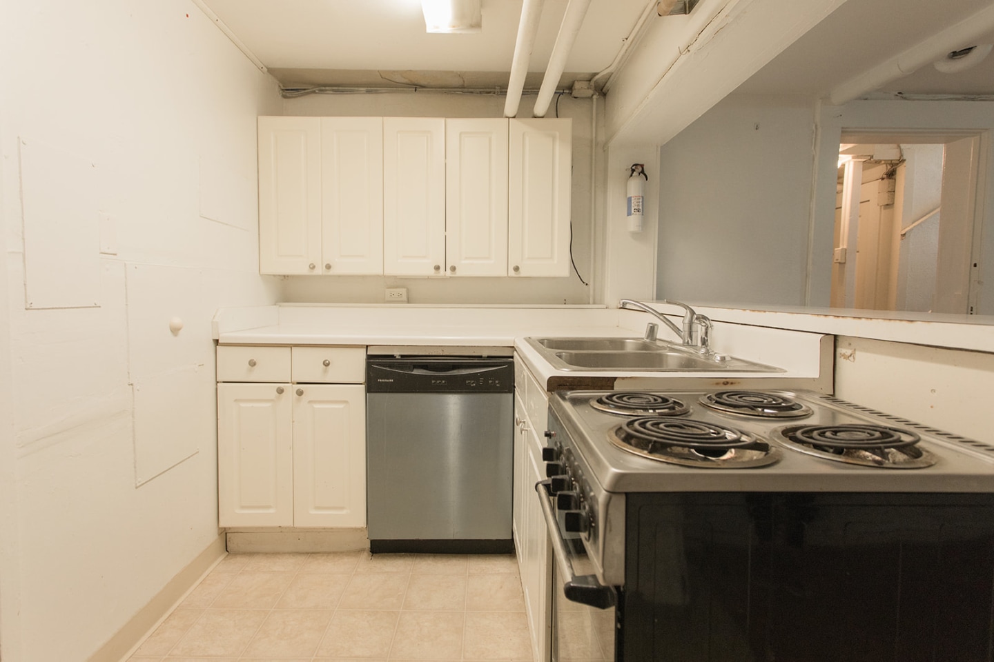 1501 Broadway St Image 25